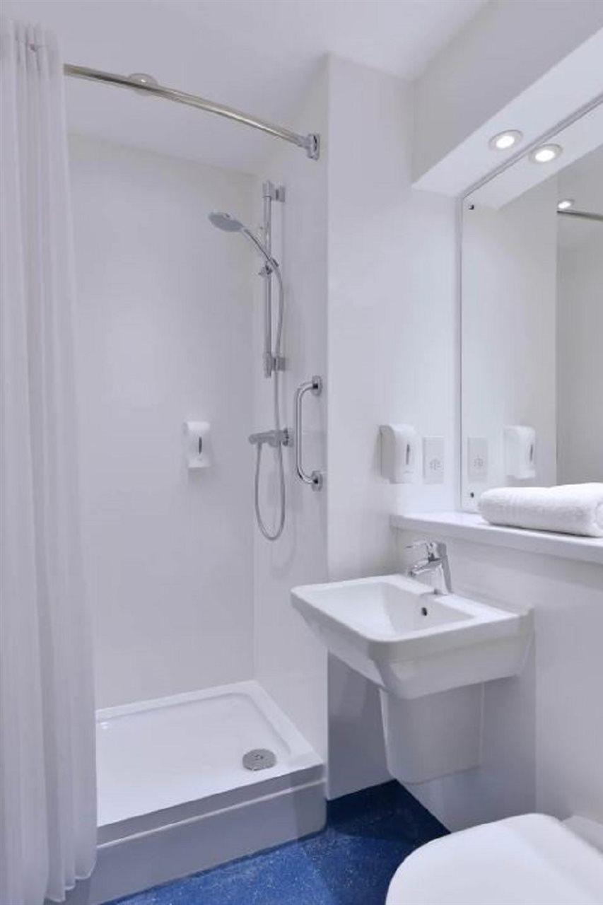 Travelodge آير المظهر الخارجي الصورة